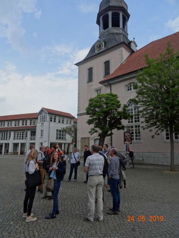 IfR-Regionalgruppe auf dem Rathausplatz